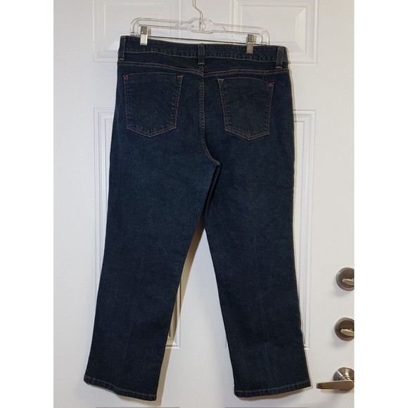 DKNY Jeans Short Ankle Crop Womens Size 14 Dark Wash 26 Inseam Straight Leg EUC - Picture 7 of 9